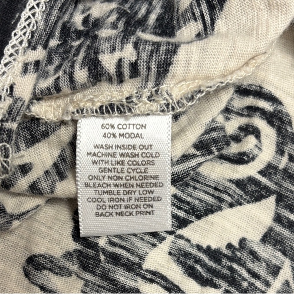 Y2K LOFT Black and Cream Floral Blouse - Picture 15 of 15